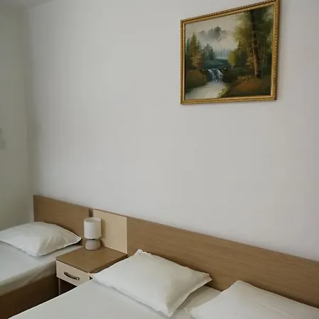 слънчевият ъгъл - The Sunny Corner Gæstehus 4*