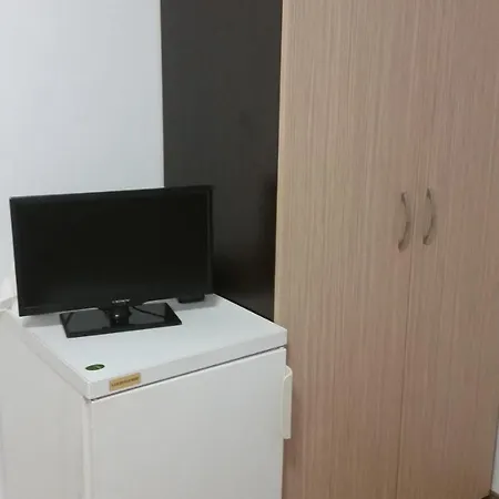 слънчевият ъгъл - The Sunny Corner Pensionat