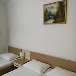 слънчевият ъгъл - The Sunny Corner Guest house 4*
