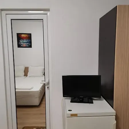 слънчевият ъгъл - The Sunny Corner Affittacamere 4*