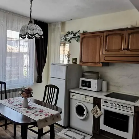 слънчевият ъгъл - The Sunny Corner 4*